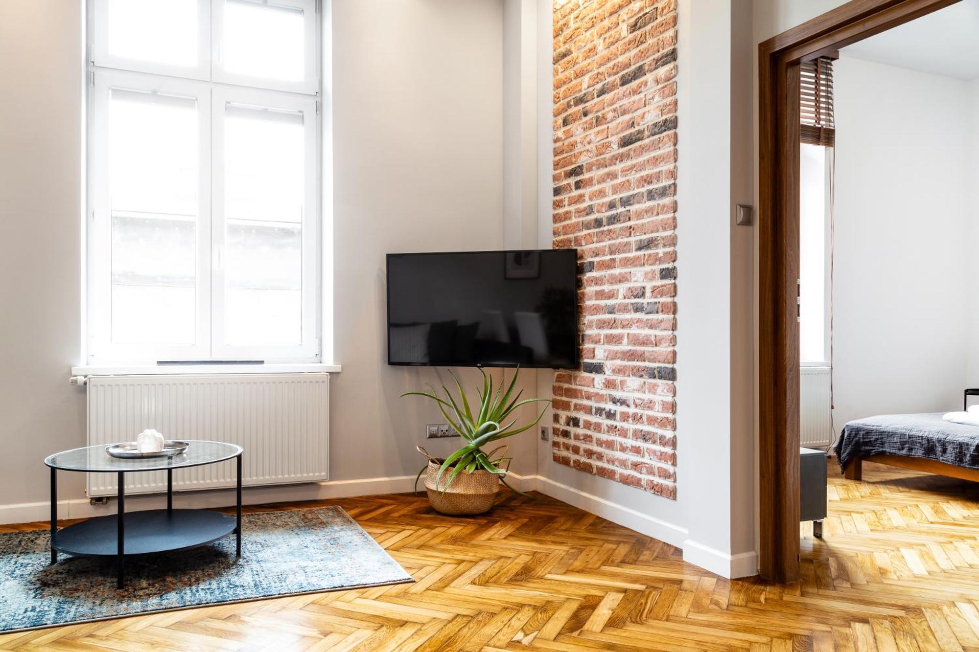 Househost Apartment: Jozefa 2/10 Краков Экстерьер фото